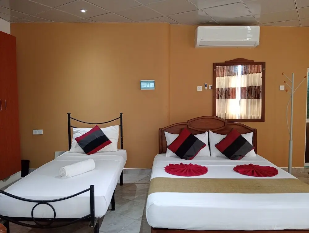 Канди: Power Zone Guest House