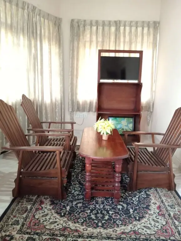 Канди: Power Zone Guest House