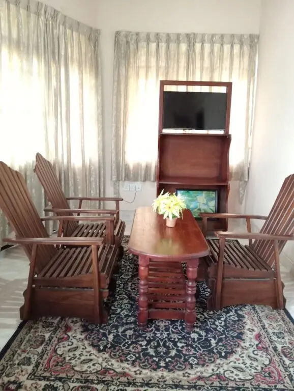 Канди: Power Zone Guest House