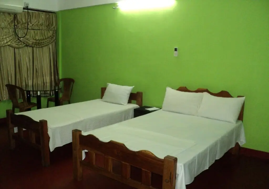 Килиноччи: AKR Hotel Kilinochchi