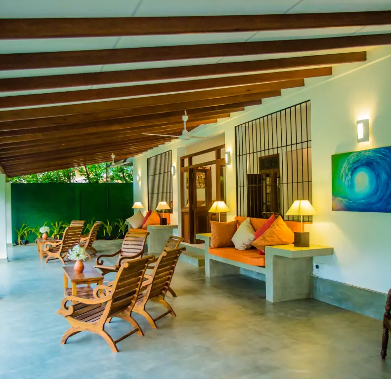 Коггала: Вилла South Point Surf House - 5 bedrooms sleeps 14