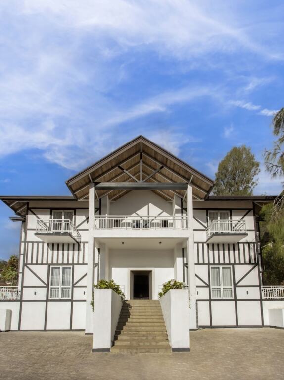 carousel image 0