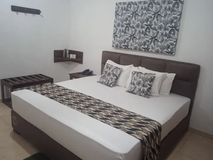 Ваддува: Larn's villa.
