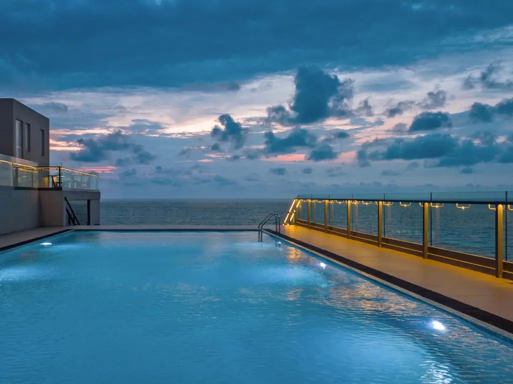 Негомбо: Отель Corundum Breeze Negombo