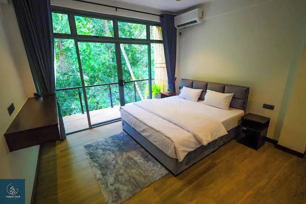 Канди: Forest Face Lodge
