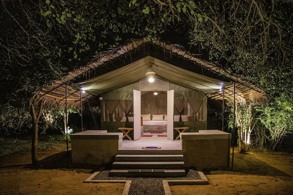 Палатупана: Yala Wild Hut