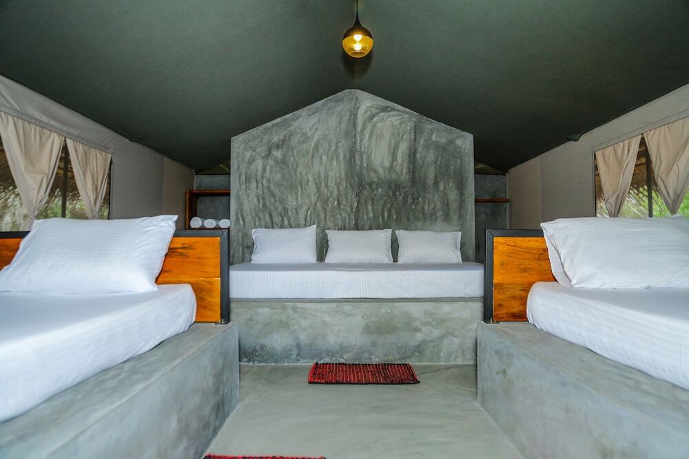 Палатупана: Yala Wild Hut