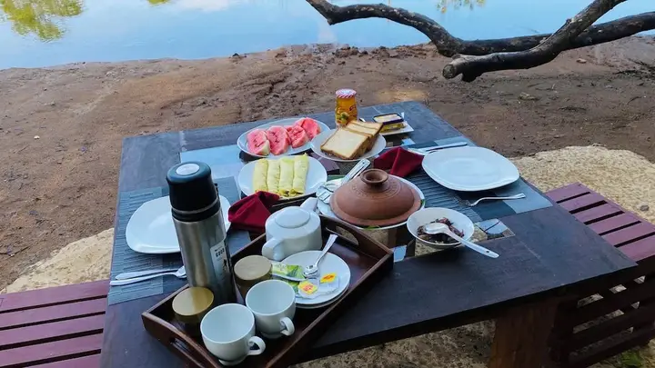 Удавалаве: River Paradise Safari House with Cooking Class