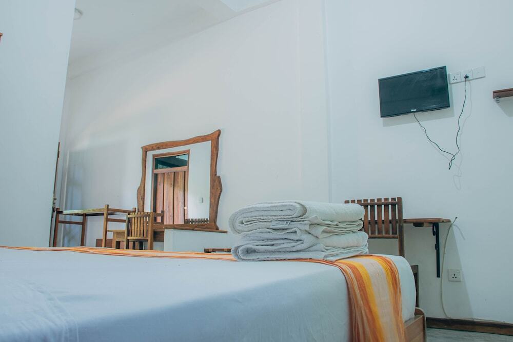Аругам-Бэй: Shell Resort Arugambay
