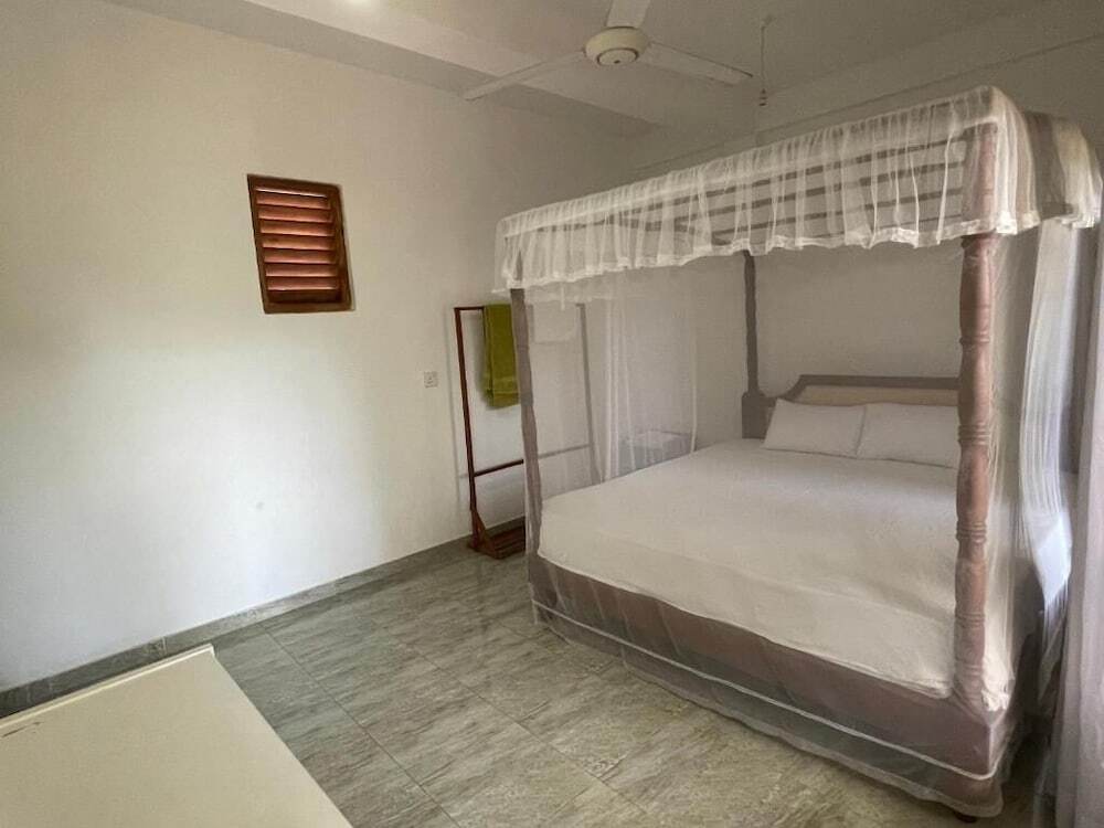 Тангалла: Lake View Homestay