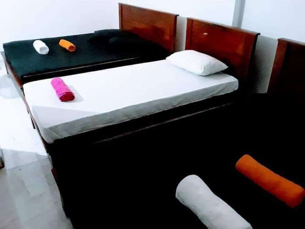 Канди: Black And White Kandy Guest House
