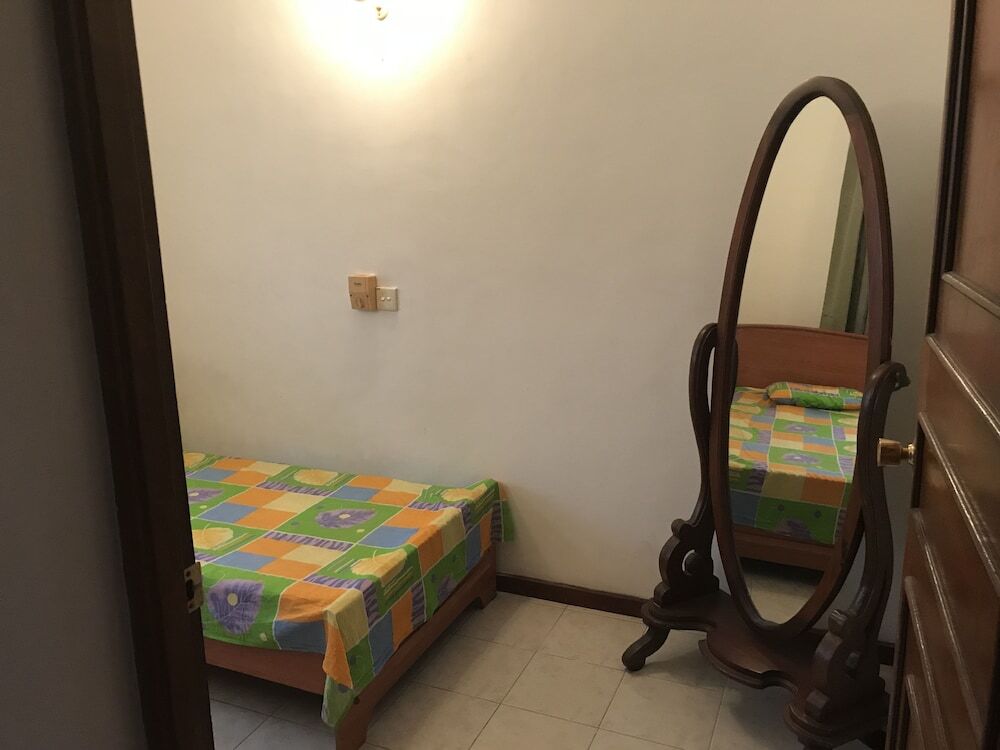Коломбо: Millennium Apartment