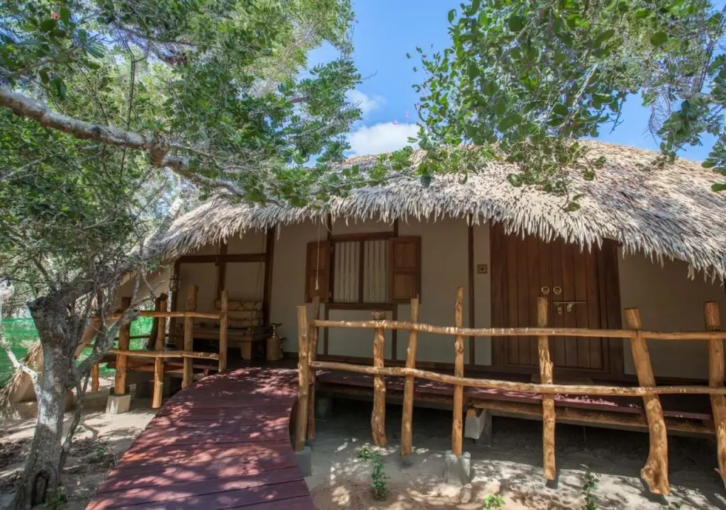 Палатупана: Uga Chena Huts - Yala