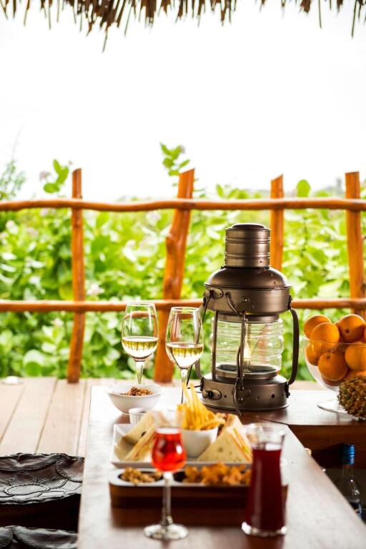 Палатупана: Uga Chena Huts - Yala
