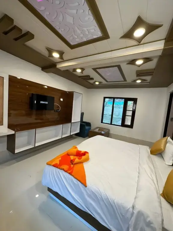 Пахалгам: OYO 71096 Shabnam Resorts