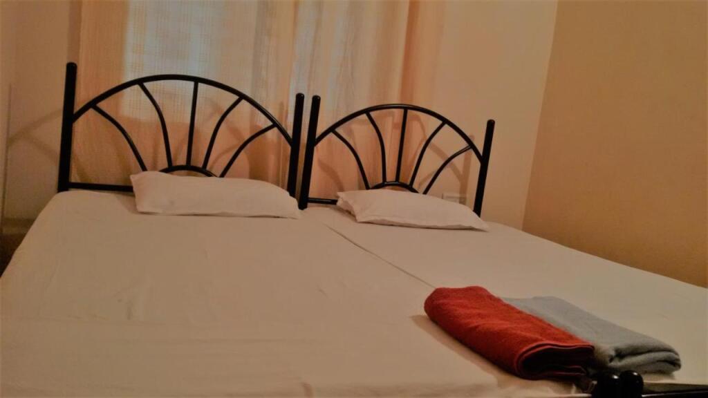 Бага: Domingos Guest House