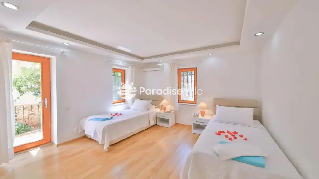 Каш: Villa Paradise