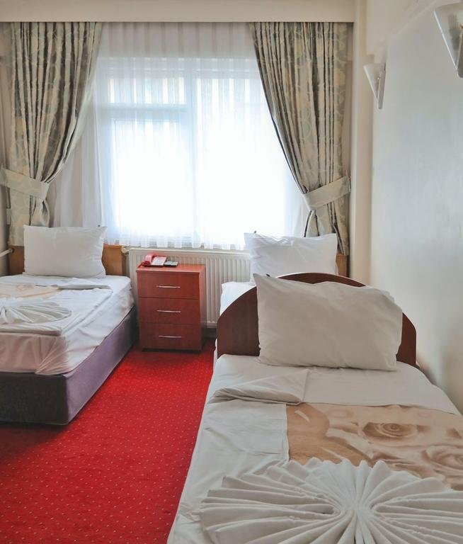 Стамбул: Hotel Dunay