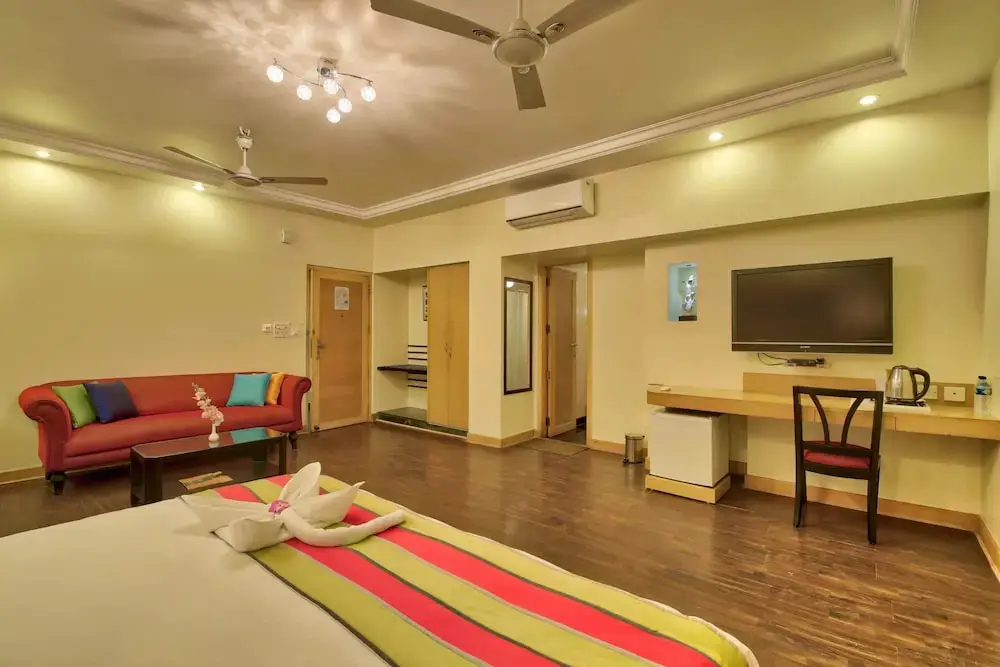 World Choice Vishwaratna Prestige Hotel — фото 1