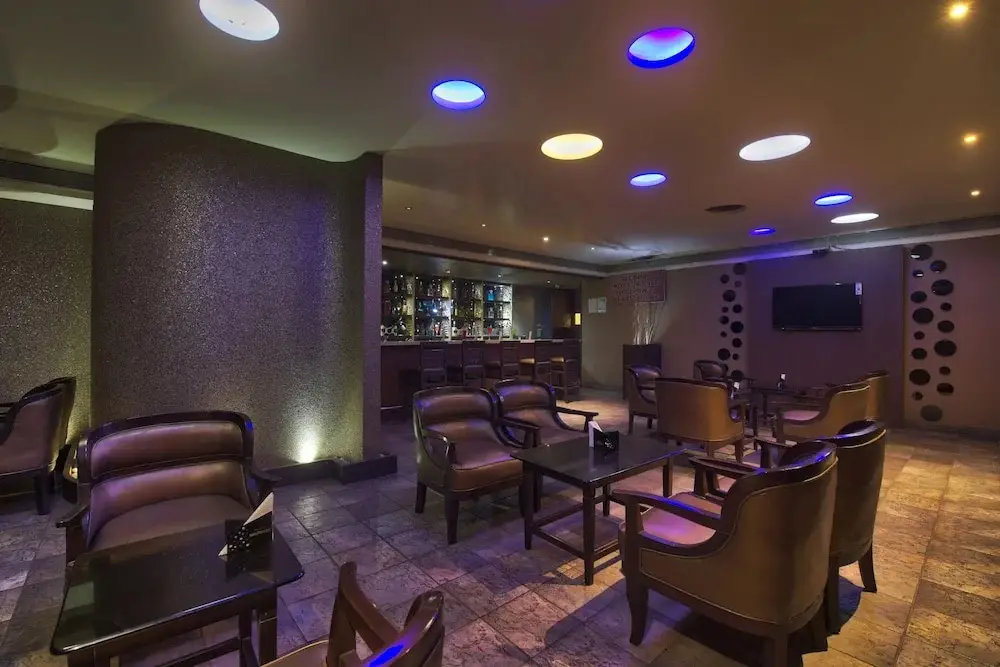 Гувахати: World Choice Vishwaratna Prestige Hotel