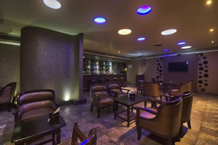 Гувахати: World Choice Vishwaratna Prestige Hotel