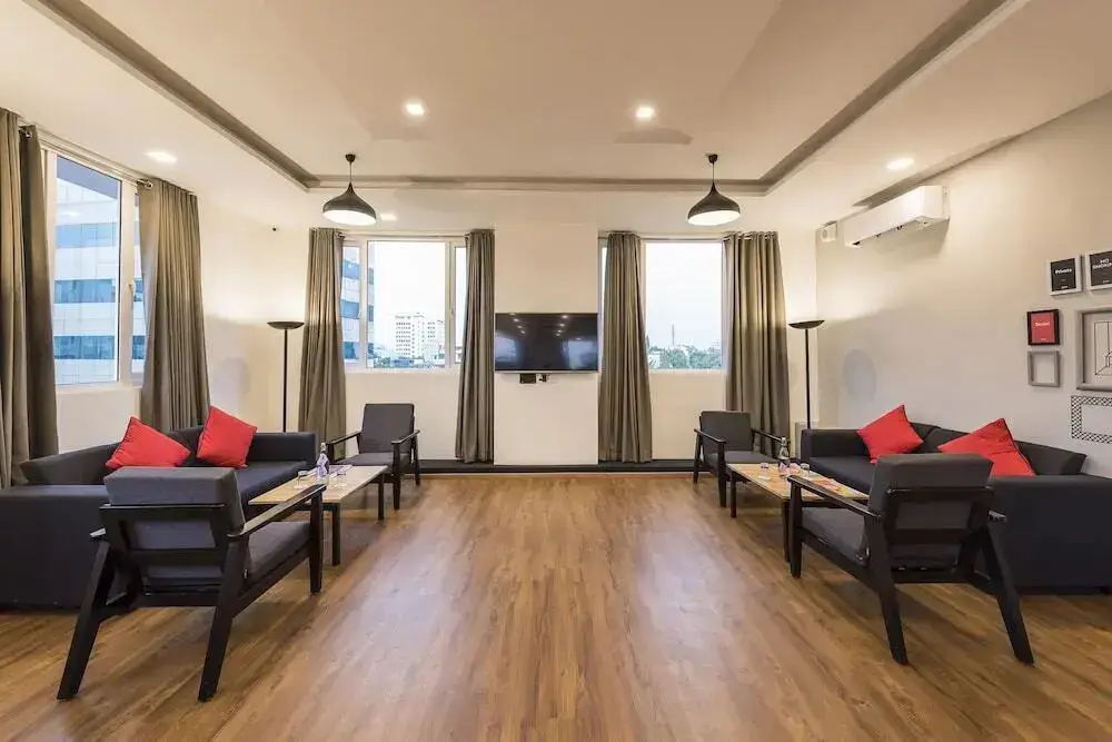 Бангалор: Suvarna Inn by OYO Rooms