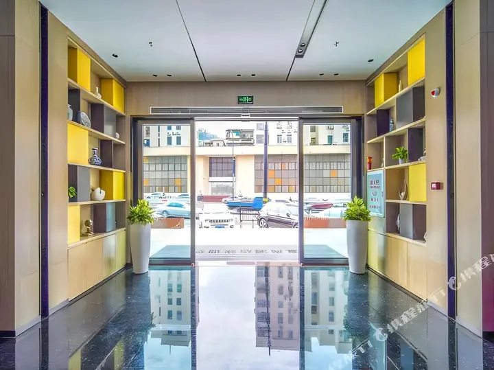 Чжухай: GreenTree Alliance Guangdong Zhuhai Qinglv Road Jingshan Park Hotel