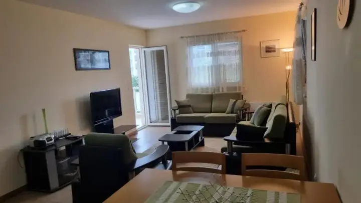 Будва: Apartman Irish Adriana