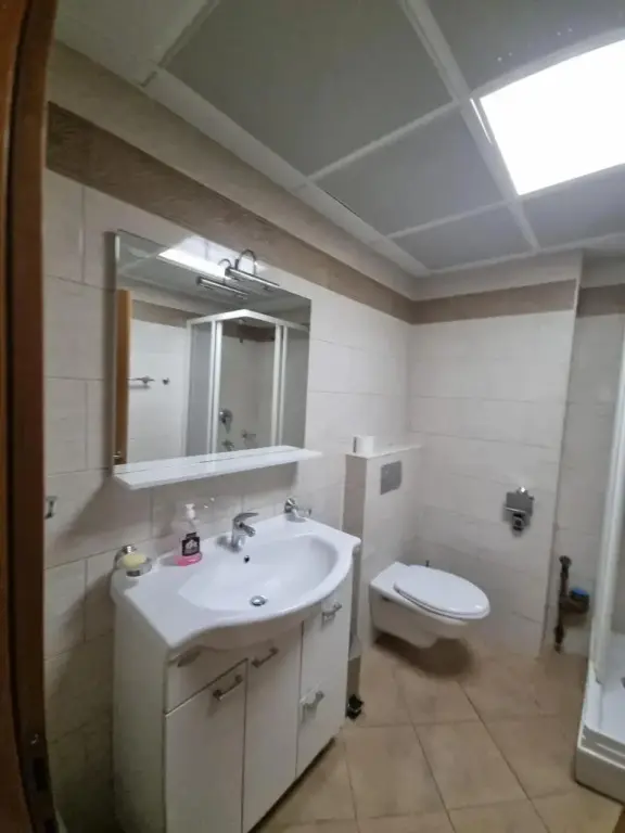 Будва: Apartman Irish Adriana