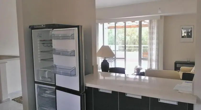 Агиос Тихонас: Amathusa Coastal Heights Villa 20