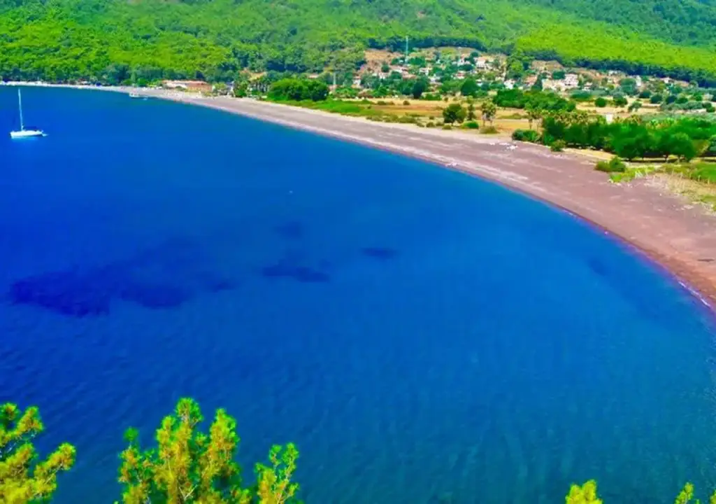 Кумлюбюк: Akdeniz Hotel