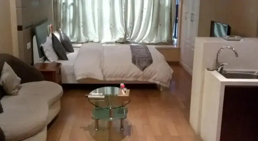 Гуанчжоу: Guangzhou Pin Jing Guang Hong Tian Qi Apartment