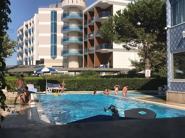 Гюзельчамлы: Art Beach Hotel