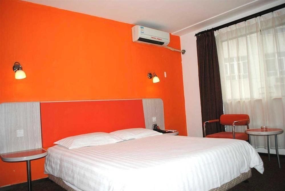 Чэнду: Motel 168 Jiu Yan Qian Inn