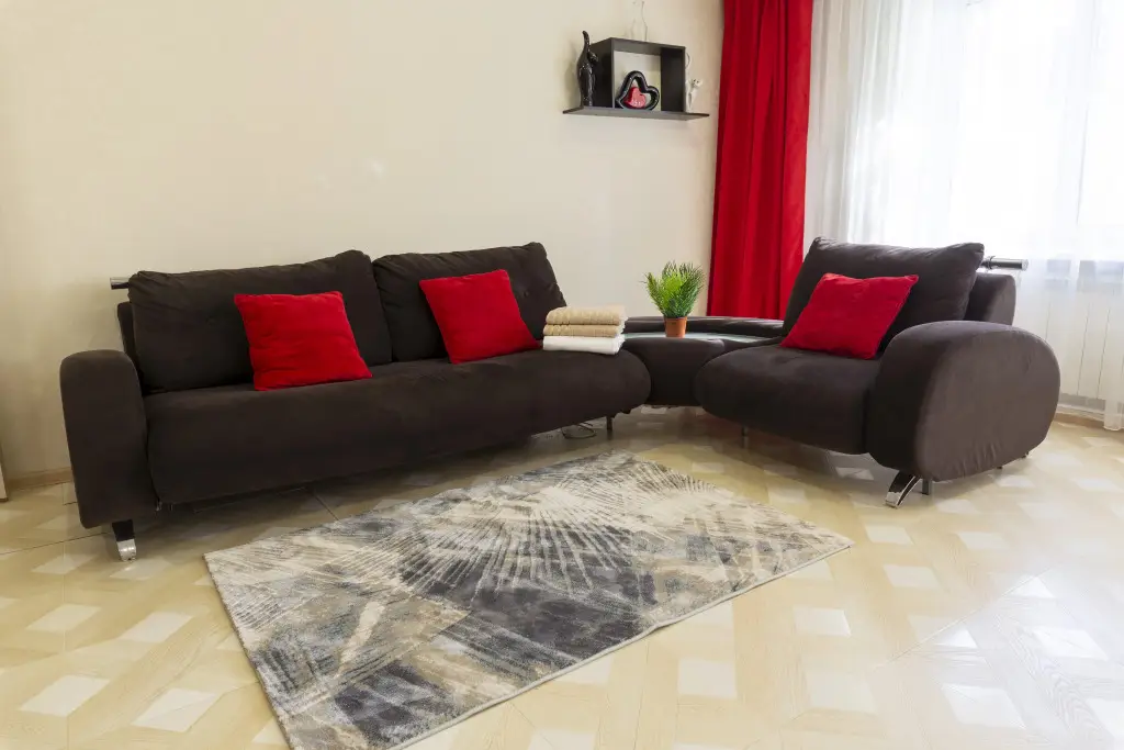 Барнаул: Apartamenty Dvukhkomnatnaya Kvartira V Tsentre Goroda