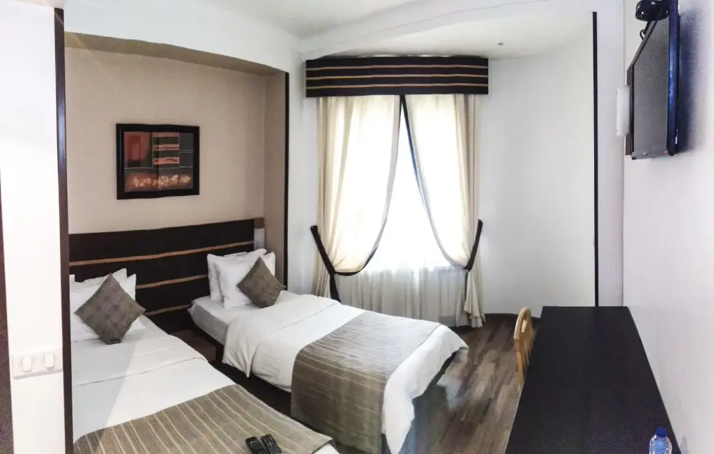 Блида: Clean Hotel