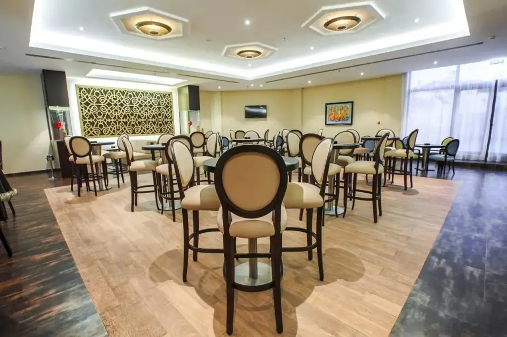 Филфила: Royal Tulip Skikda