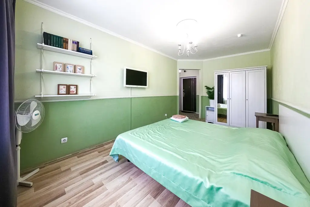 Екатеринбург: Etagi Na Souznoy Apartments