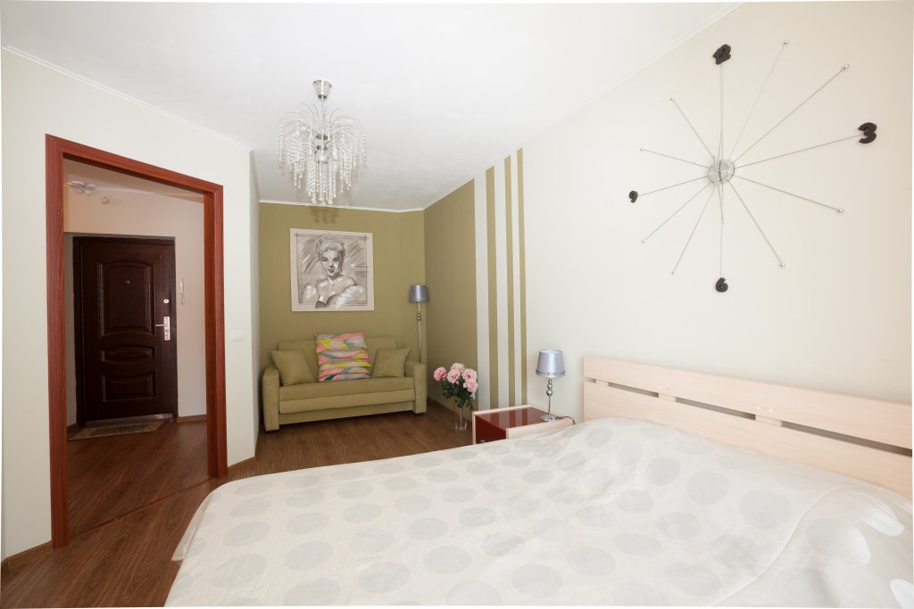 Екатеринбург: Etagi Na Souznoy Apartments