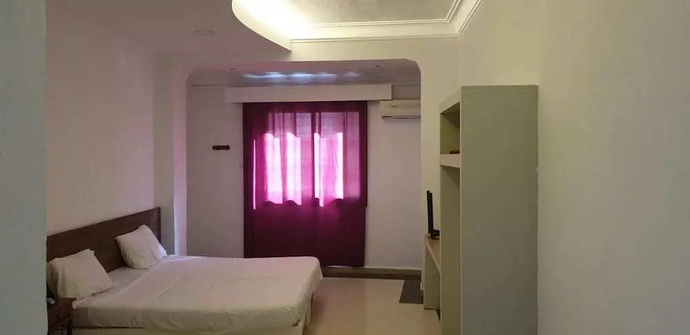 Оран: Le Privilege Hotel