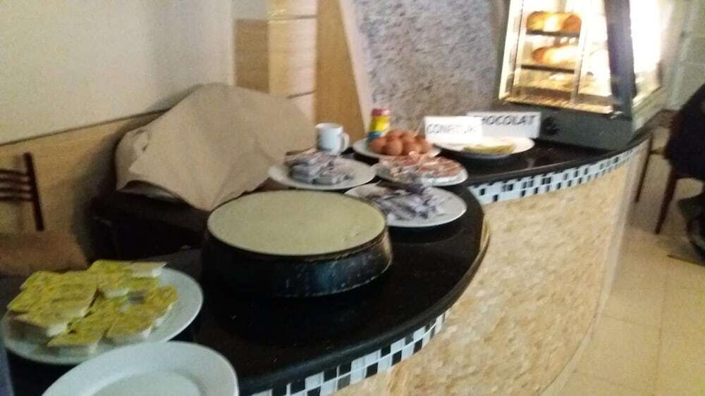 Оран: Le Privilege Hotel