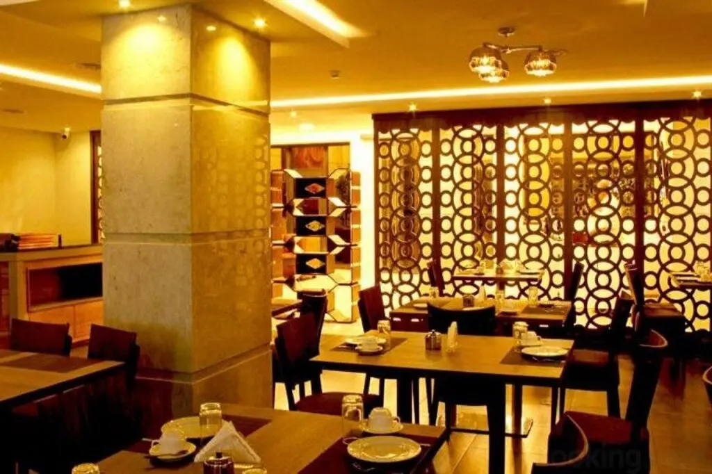 Оран: Sofi Hotel