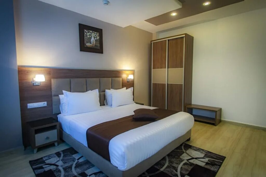 Блида: BN Hotel