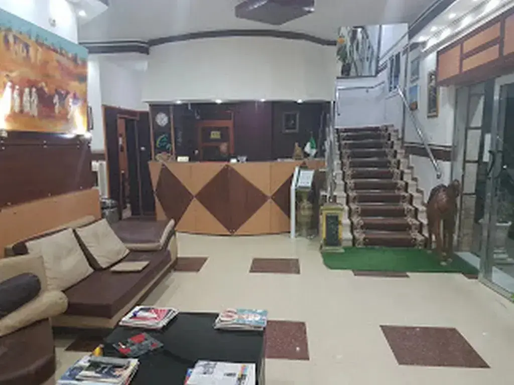 Бискра: Hôtel Oasis
