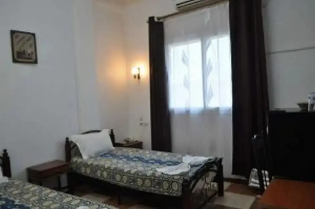 Бискра: Hôtel Oasis