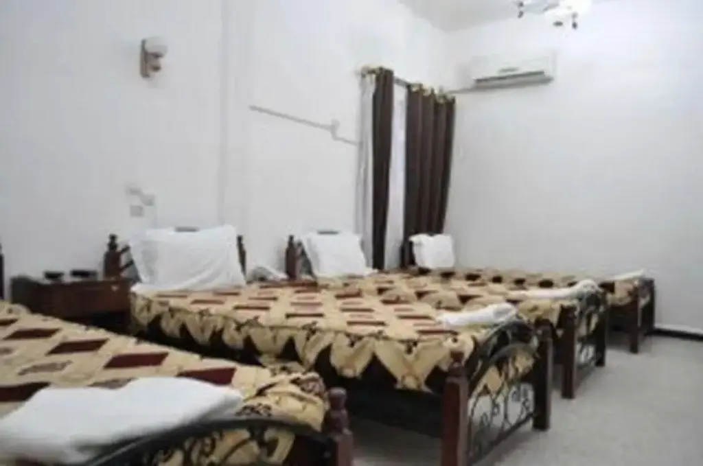Бискра: Hôtel Oasis