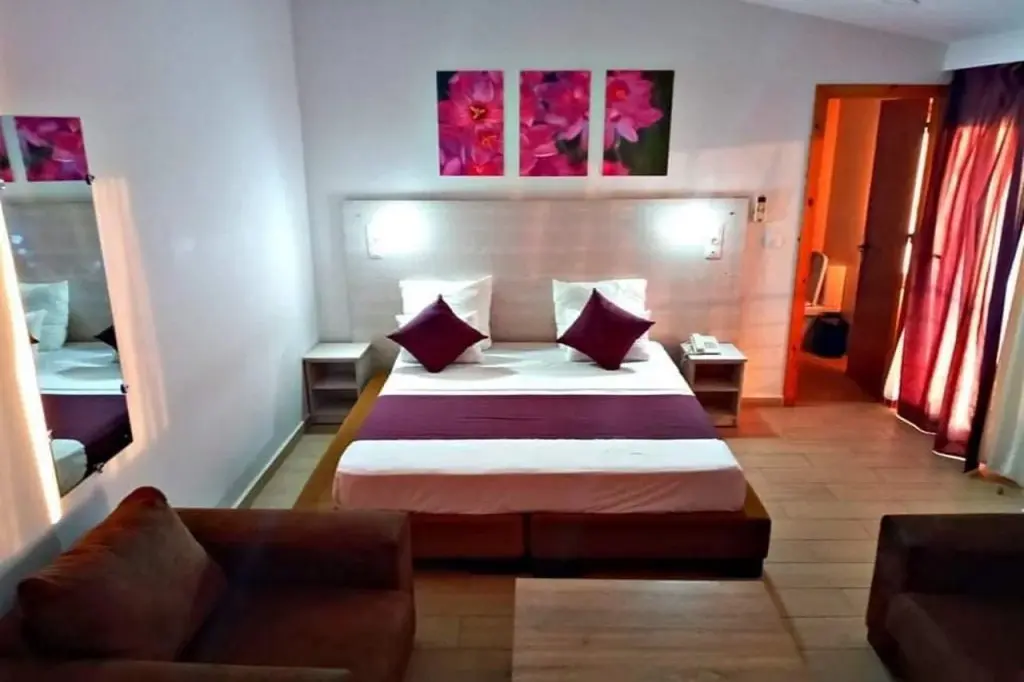 Блида: Hotel Namymas