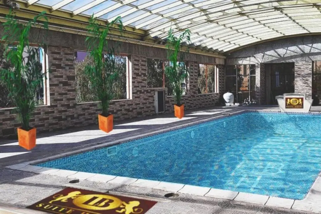 Оран: LB Suites Hotel