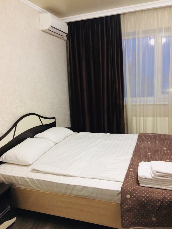Симферополь: Good Day Apartments