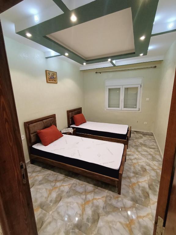 Бир-эль-Джир: Akid Lotfi En Face Hôtel Méridienne Oran